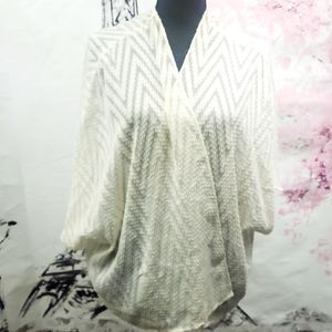 Forever 21 White Chevron Shawl